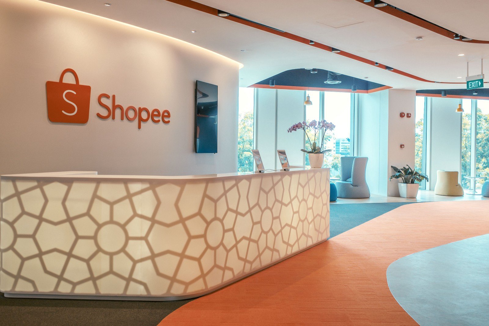 Shopee’s rise sends rivals scrambling in Southeast Asian internet battle
