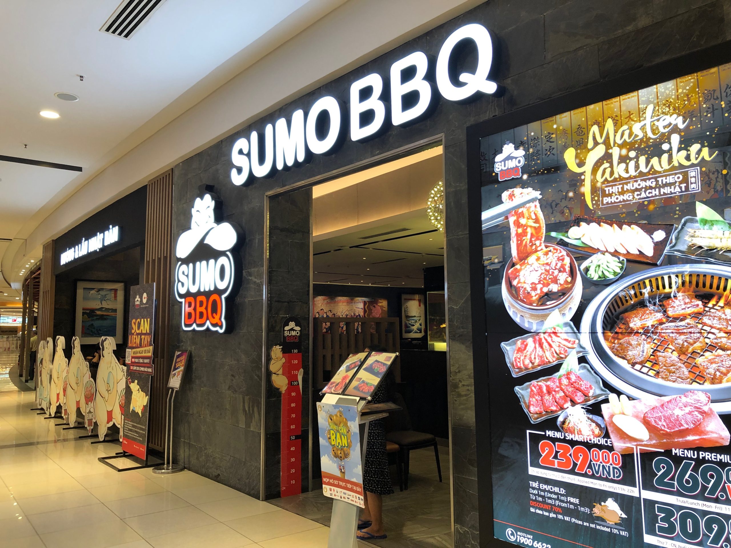 Restaurant chain operator Golden Gate’s profit plummets