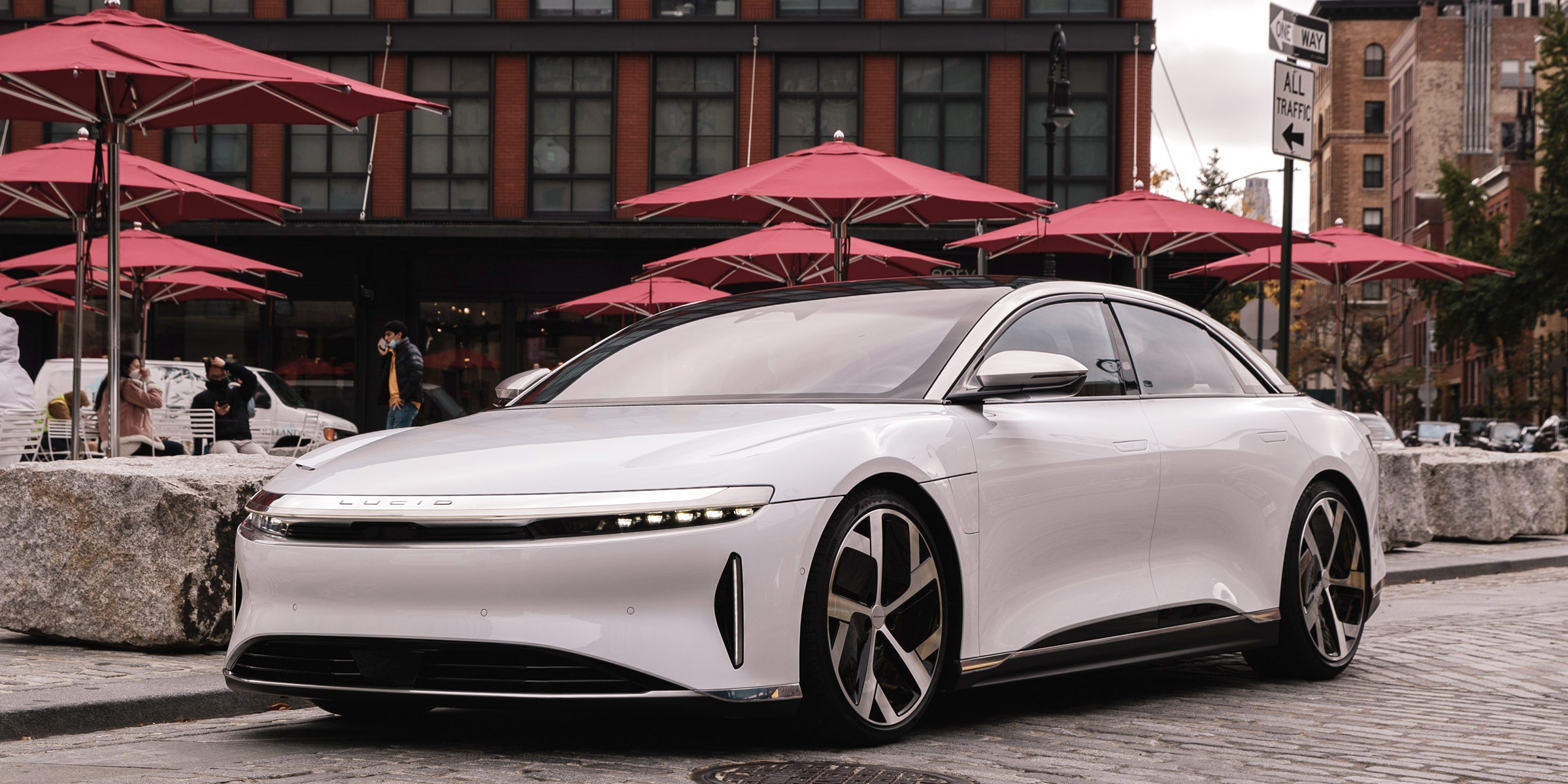 Lucid Air Reveals It Has Over 10,000 Reservations For Its First Car