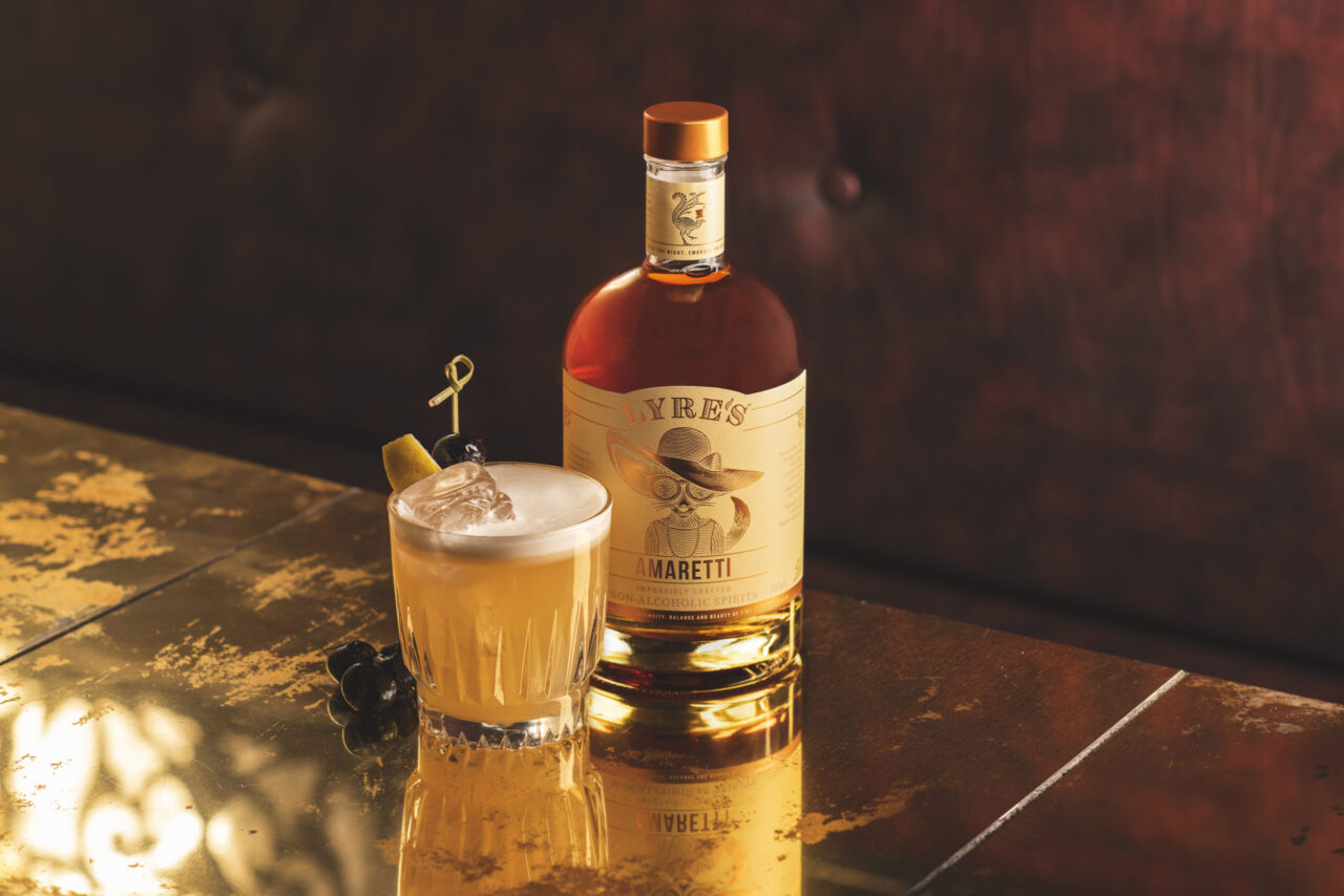 Lyres Amaretti Sour scaled 1