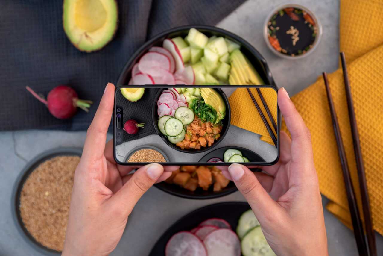 Deliveroo Share of Stomach scaled