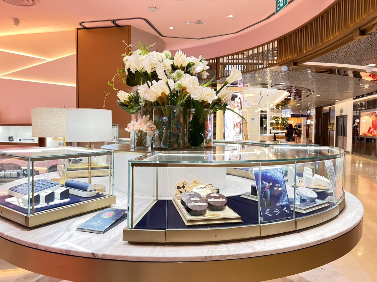 Jewellery Display of ALUXE at ION Orchard