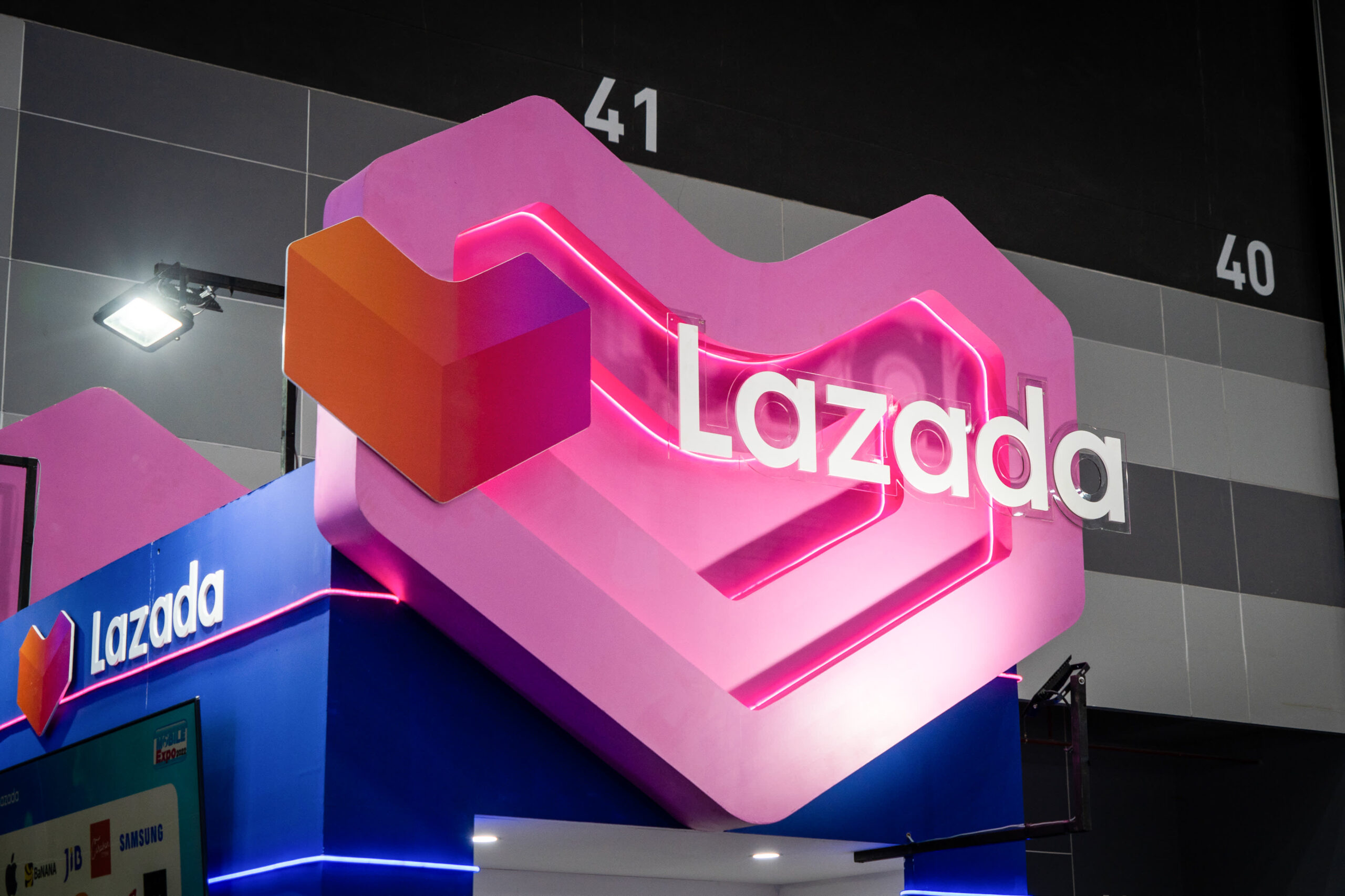 Alibaba injects US$634 million into Lazada
