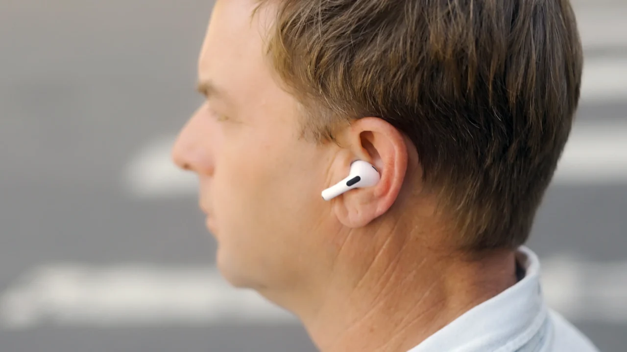 AirPods Pro 2 as a hearing aid device