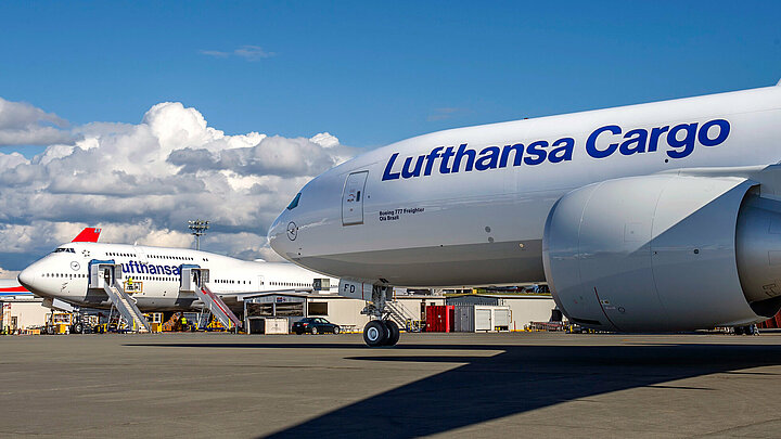 csm 140616 Lufthansa Cargo Boeing 777F DALFD 13a8e65d6c