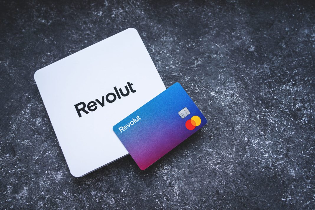 Revolut Gears Up for Swiss Expansion, Seeking Top-Tier Executives for Groundbreaking Move