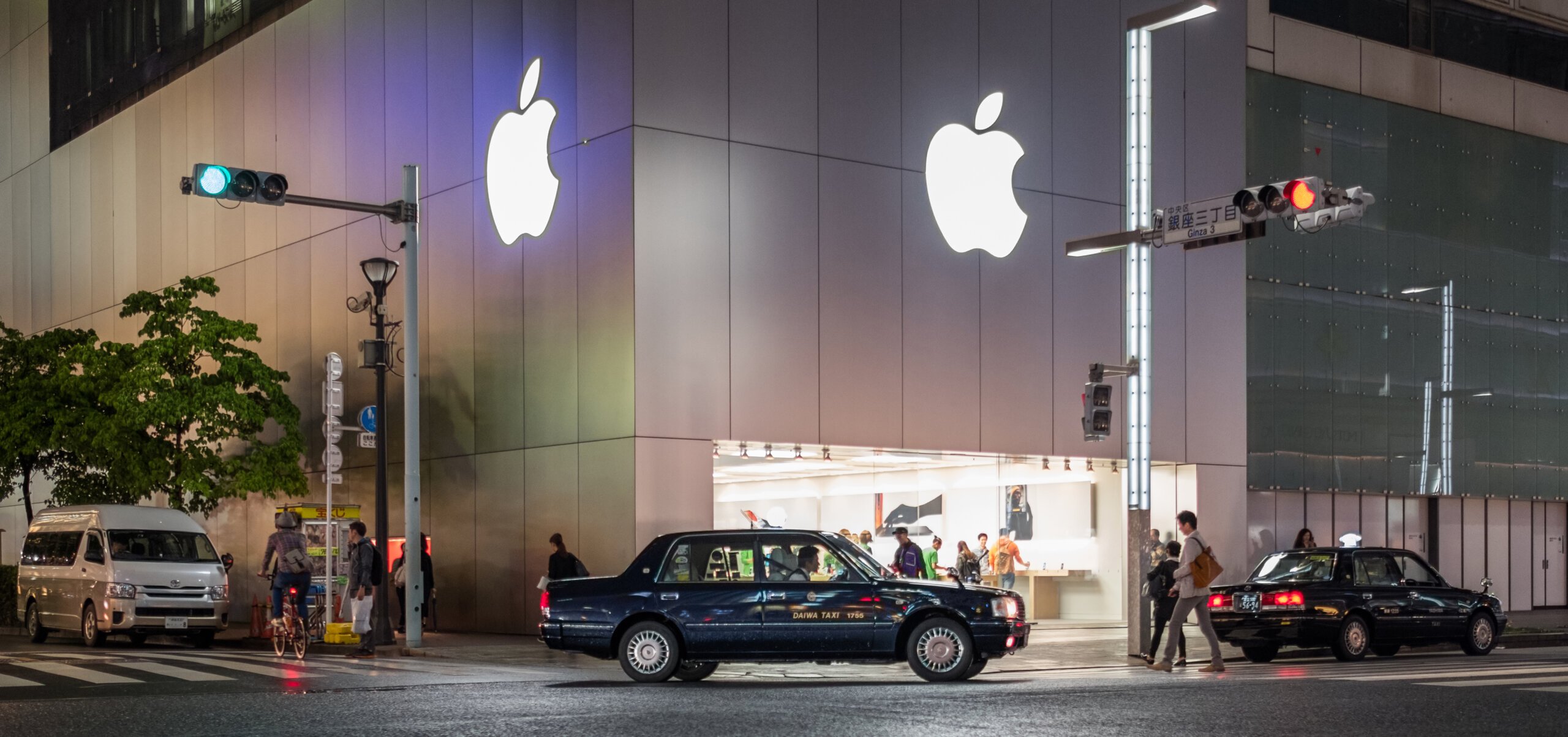 Apple Unveils Spectacular Redesign Of Ginza Store, Showcasing Commitment To Japanese Market