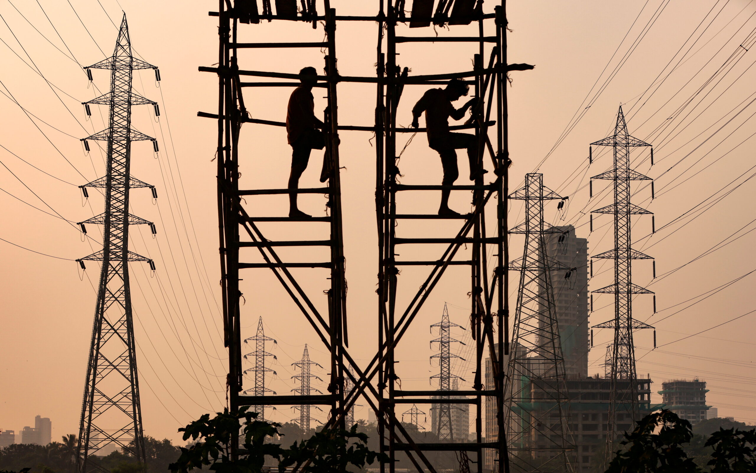 India Launches Ambitious 5GW Renewable Energy Tender Initiative in August to Boost Sustainable Growth