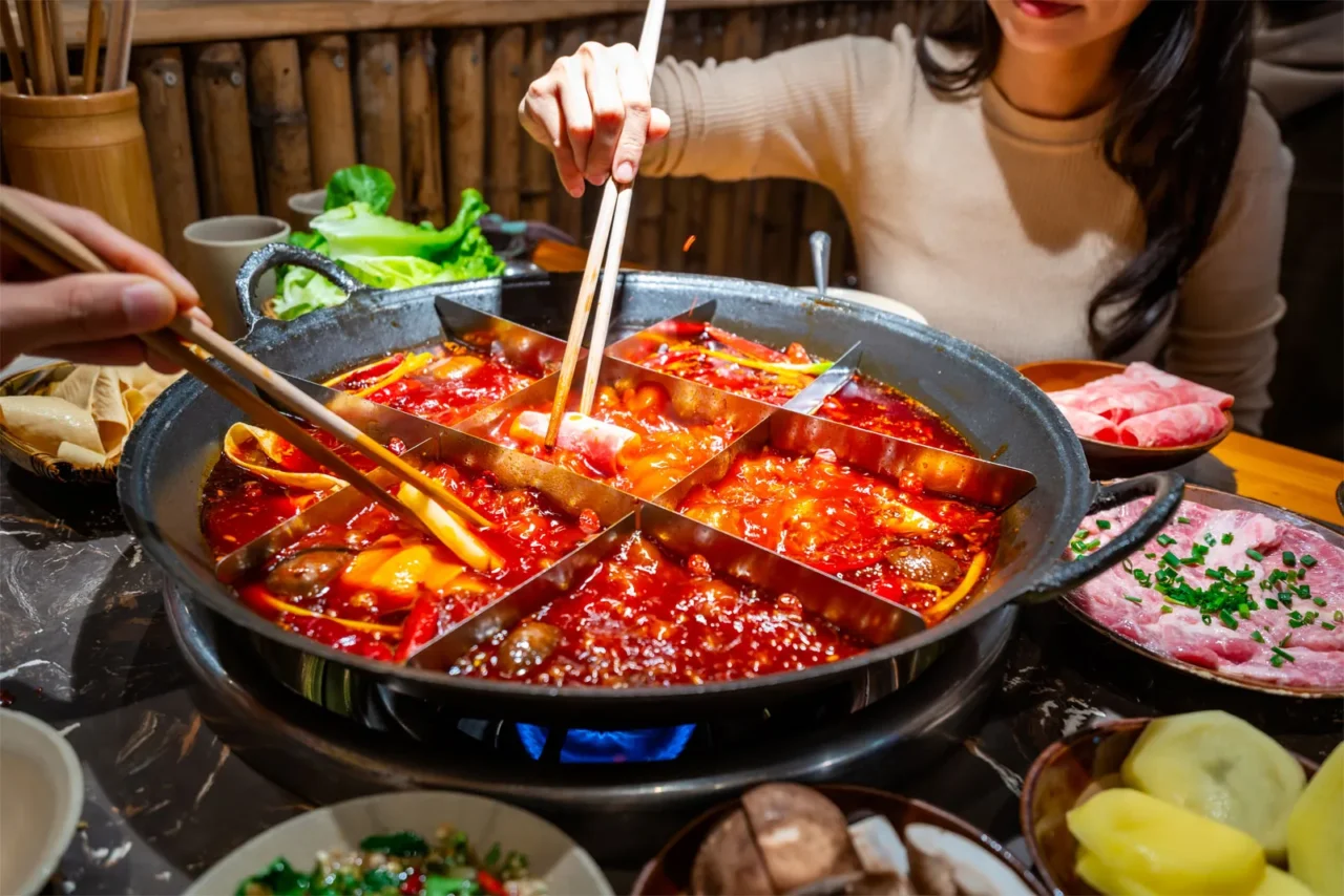Singapore: The Springboard For Chinese F&b Brands Eyeing Global Expansion Amid Domestic Challenges