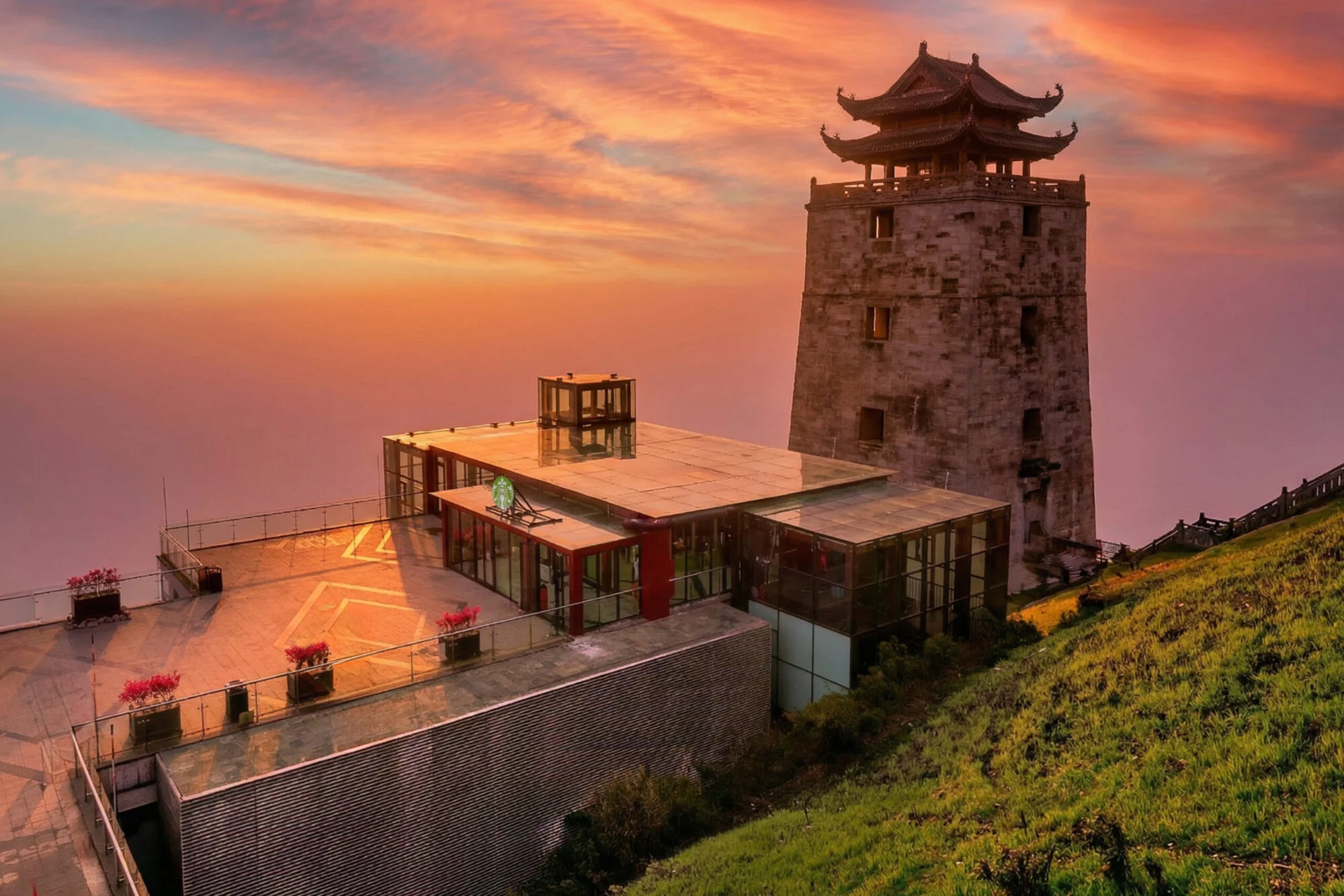 Starbucks Reaches New Heights: Unveils Asia’s Highest Coffeehouse on Vietnam’s Fansipan Peak