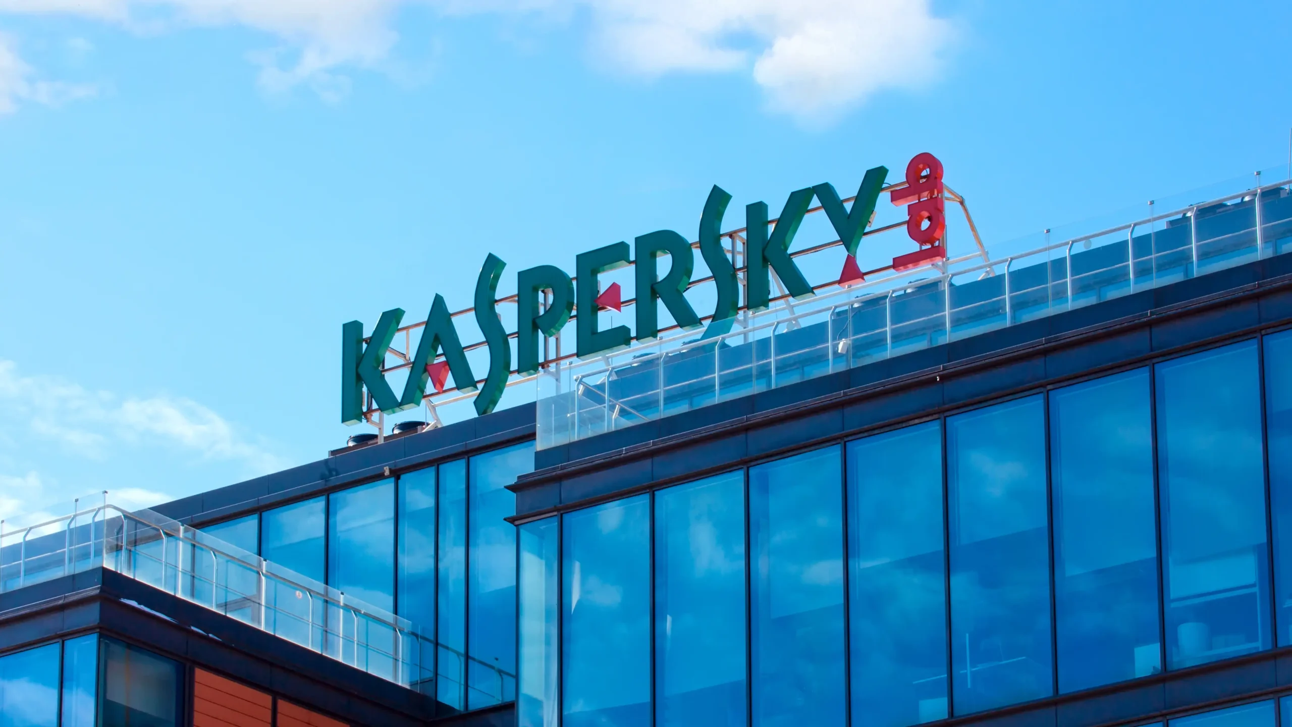 AI-Empowered Cyberattacks Prompt Businesses to Revamp Cybersecurity Tactics: Insights from Kaspersky