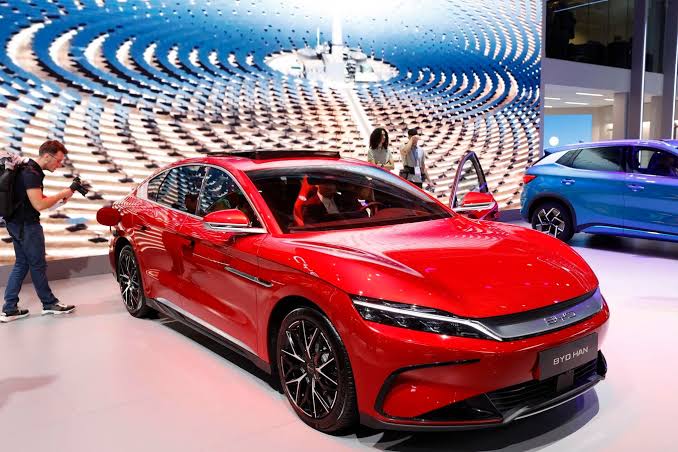 China Proposes Automakers Take Blame for Autonomous Driving Violations