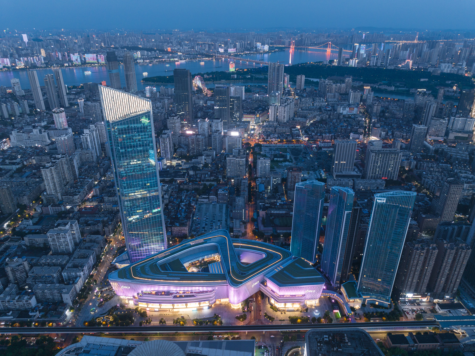 Heartland 66 Adds Fresh Retail Flavors: 24KR Korean Trend Zone and Greenhouse by Edgestreet Sprout in Wuhan Mall