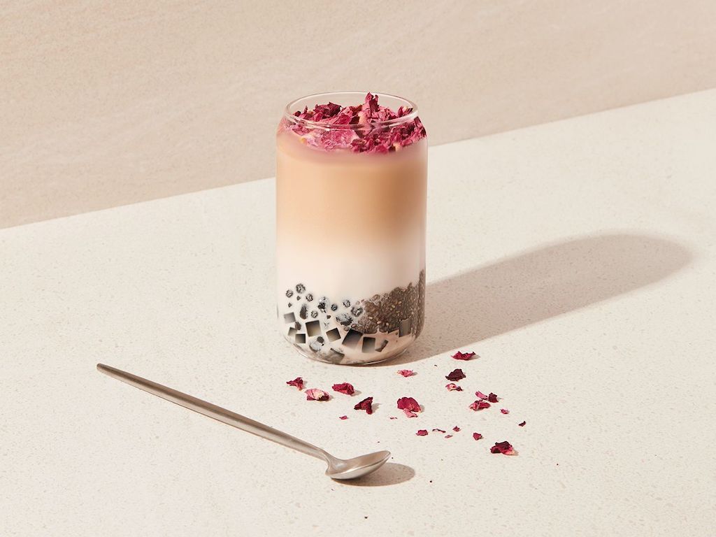 Mother Pearl Diversifies with Debut Food and Cocktail Bar at Lan Kwai Fong Flagship