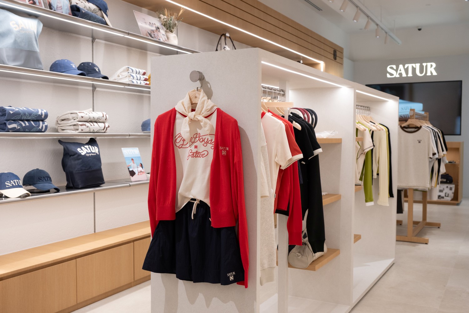 Satur: South Korean Fashion Sensation Makes a Stylish Debut in Thailand