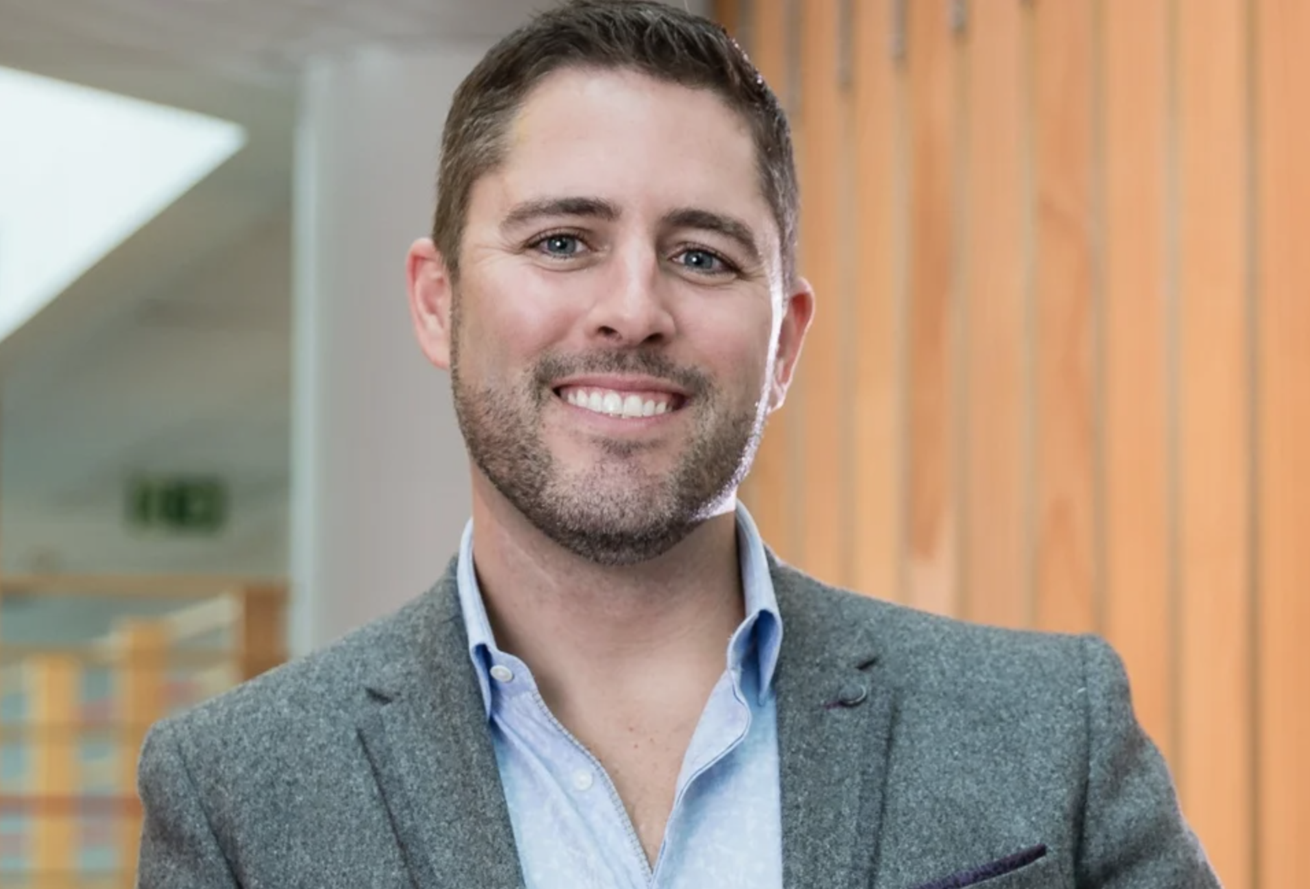 Jonathan Waecker Completes First Year as Michael Hill CEO