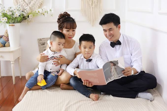 Japan Household Spending Drops 3.6% in July as Inflation Bites